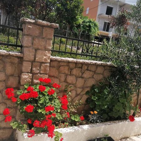 אוטייהא Apartments Lux Lukic מראה חיצוני תמונה