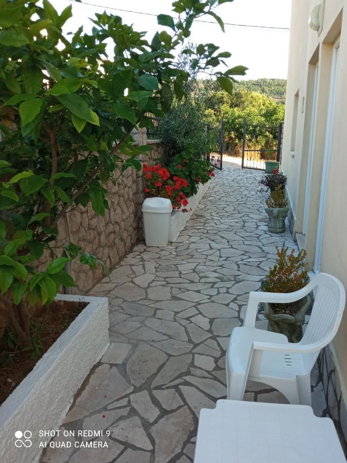אוטייהא Apartments Lux Lukic מראה חיצוני תמונה